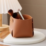 HiyyFloy Leather Storage Organizer Tray Multifunctional Desktop Storage Box for Jewelry Keys and Daily Essentials for Office - Image 2