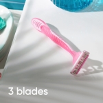 Gillette Simply Venus 3 Women's Disposable Razors with Lubricating Strip, 4+2 Free - Image 3