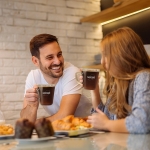 NESCAFÉ Gold Blend Intense Premium Instant Coffee, Dark and Vibrant with Dark Roasted Arabica, 200g (Pack of 1) - Image 3